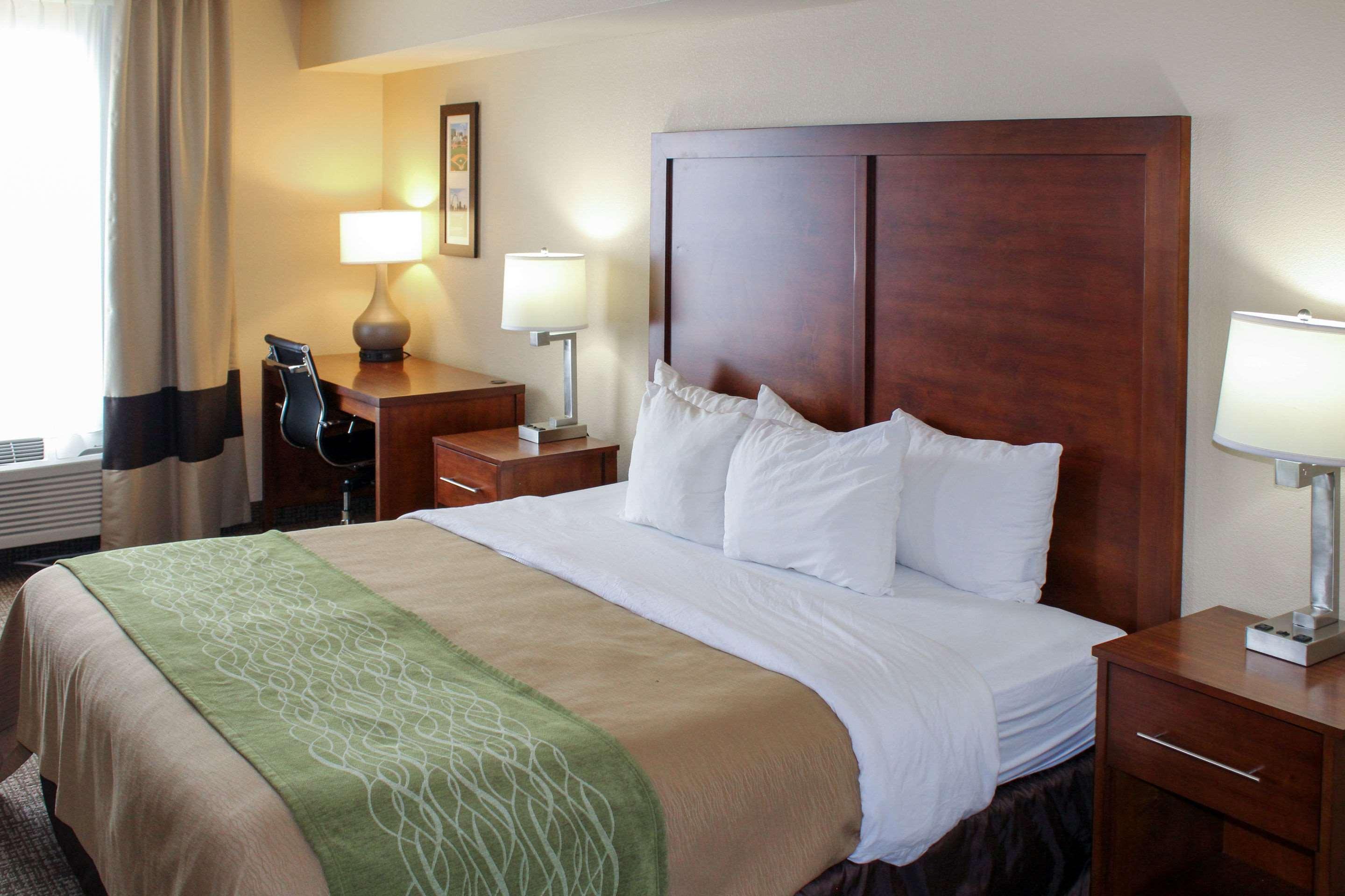 Comfort Inn & Suites St Louis - Chesterfield Εξωτερικό φωτογραφία